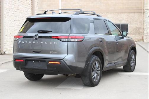 2024 Nissan Pathfinder SV 4WD
