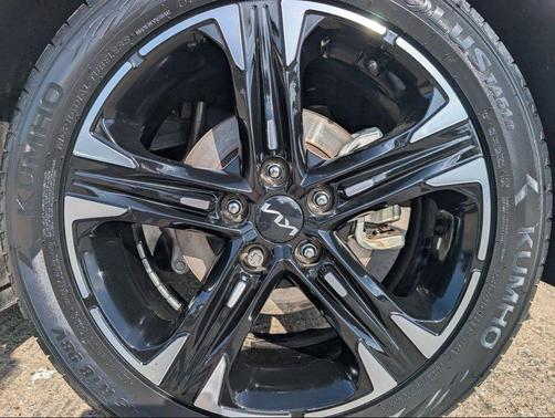 Glacial White Pearl 2023 Kia K5 GT-Line