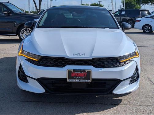 Glacial White Pearl 2023 Kia K5 GT-Line