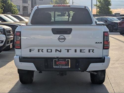 Glacier White 2026 Nissan Frontier SV