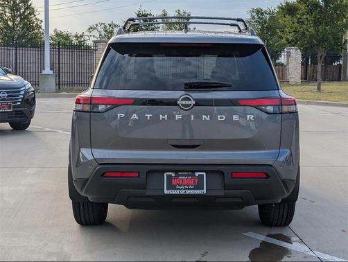 2025 Nissan Pathfinder SV FWD