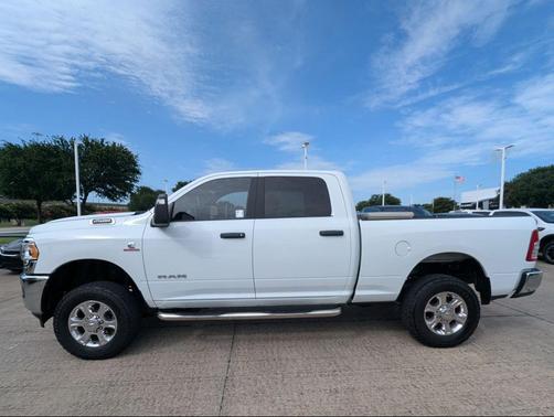 Bright White Clearcoat 2024 RAM 2500 Lone Star Crew Cab 4x4 6'4' Box