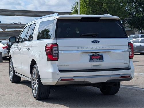Star White Metallic Tri-Coat 2022 Ford Expedition Max Platinum