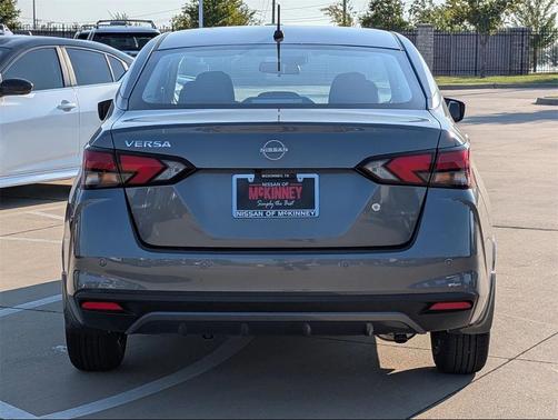 2025 Nissan Versa 1.6 S