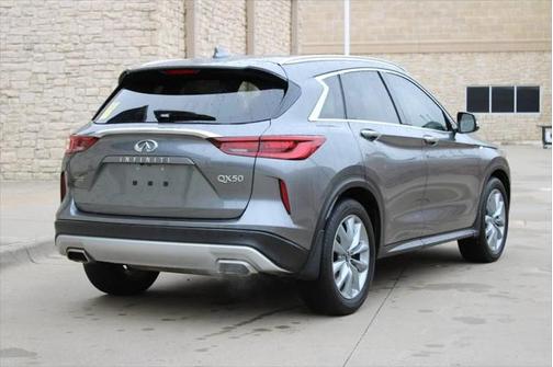2022 INFINITI QX50 LUXE