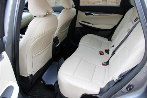 2022 INFINITI QX50 LUXE
