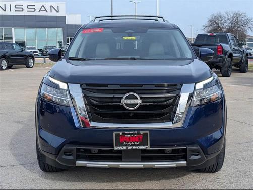 2024 Nissan Pathfinder SL FWD