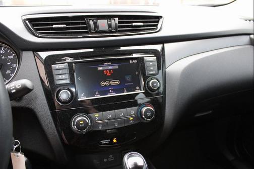 2022 Nissan Rogue Sport S