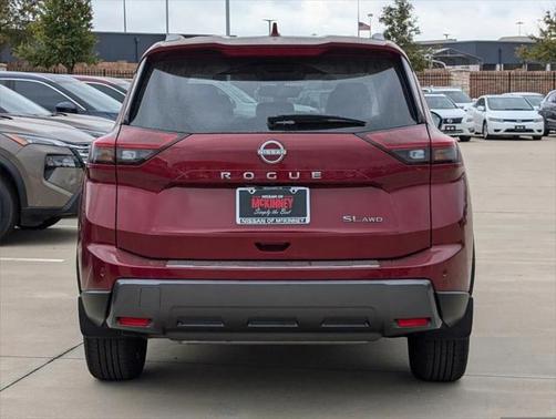 2025 Nissan Rogue SL