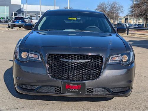2023 Chrysler 300 Touring