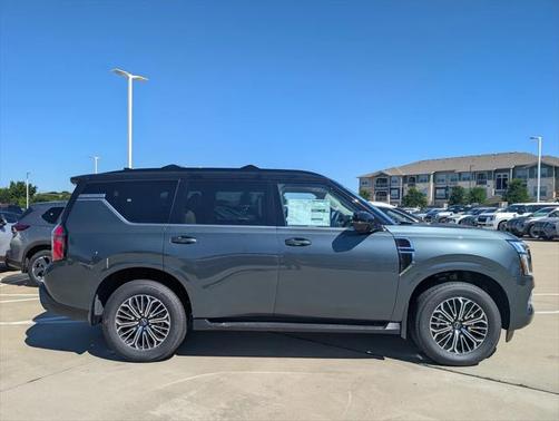 2025 Nissan Armada Platinum 4WD