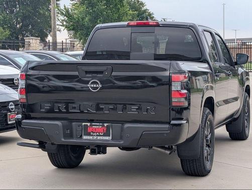 Super Black 2026 Nissan Frontier SV