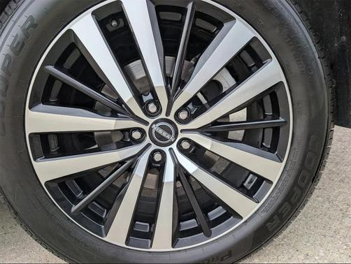 2024 Nissan Pathfinder Platinum 4WD