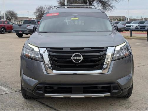 2024 Nissan Pathfinder Platinum 4WD