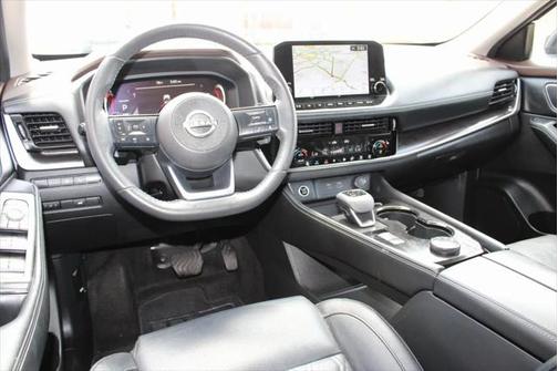 2022 Nissan Rogue Platinum