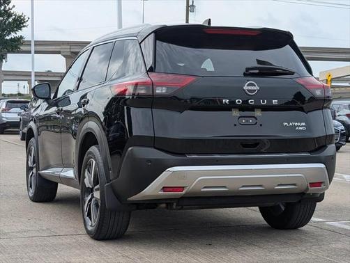 2022 Nissan Rogue Platinum