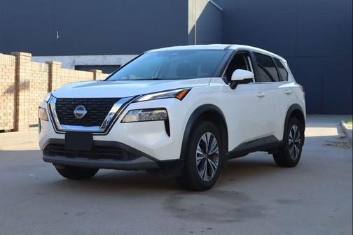 Pearl White Tricoat 2022 Nissan Rogue SV