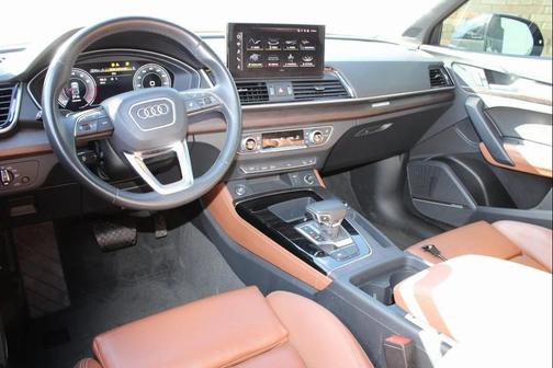 2023 Audi Q5 45 S line Premium Plus