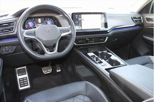2024 Volkswagen Atlas 2.0T SEL Premium R-Line 4MOTION