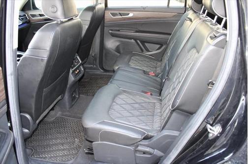 2024 Volkswagen Atlas 2.0T SEL Premium R-Line 4MOTION