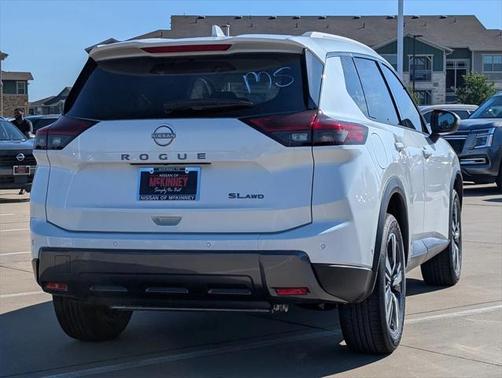 2025 Nissan Rogue SL