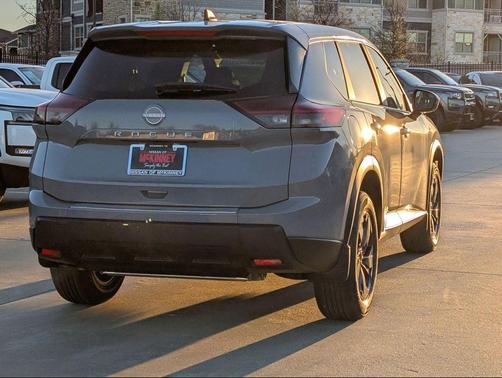 Boulder Gray Pearl 2026 Nissan Rogue SV