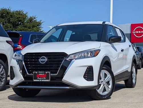 2025 Nissan Kicks S