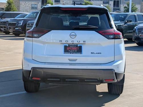 2025 Nissan Rogue SL