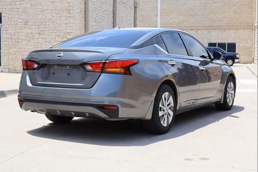 Gun Metallic 2025 Nissan Altima S FWD