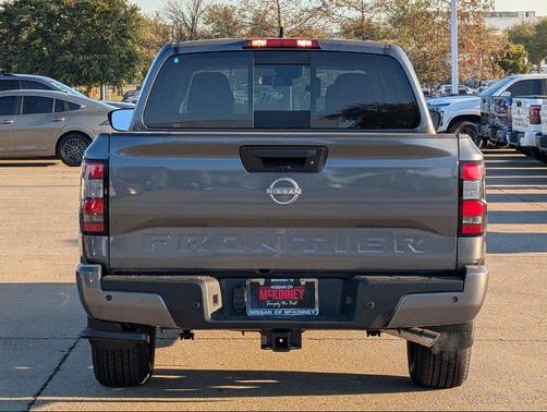 Gun 2027 Nissan Frontier SV