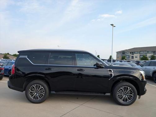2025 Nissan Armada SL 2WD