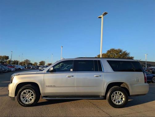 2020 GMC Yukon XL SLT Standard Edition