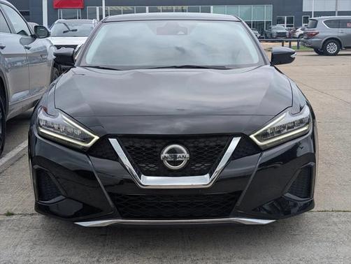 2022 Nissan Maxima SV Xtronic CVT