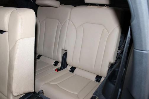 2021 Audi Q7 45 Premium Plus