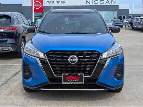 2023 Nissan Kicks SR