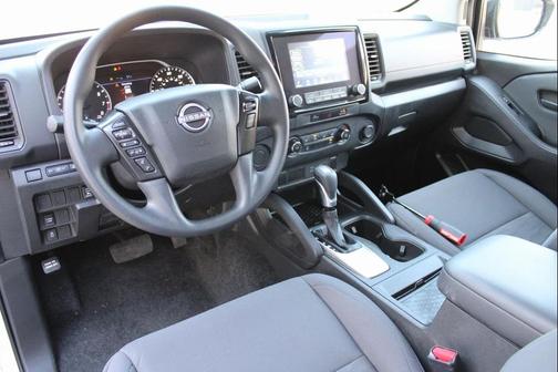 2024 Nissan Frontier S