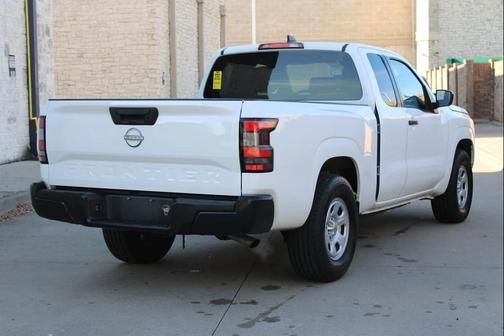 2024 Nissan Frontier S