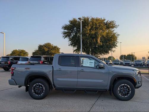 Boulder Gray Pearl 2026 Nissan Frontier PRO-4X