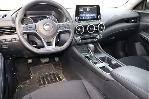 Gun Metallic 2024 Nissan Sentra SV