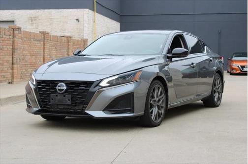 2023 Nissan Altima SR VC-Turbo FWD