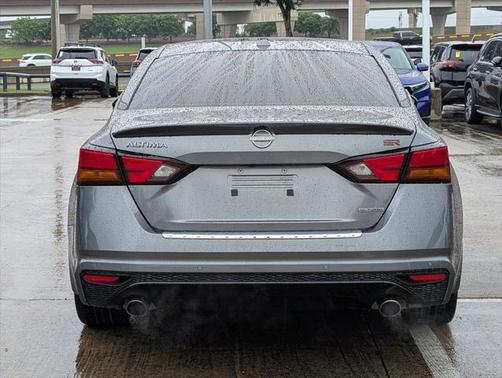 2023 Nissan Altima SR VC-Turbo FWD