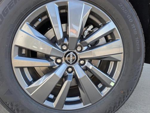 2025 Nissan Pathfinder SV FWD
