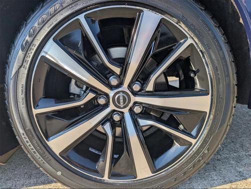 2023 Nissan Maxima SV Xtronic CVT