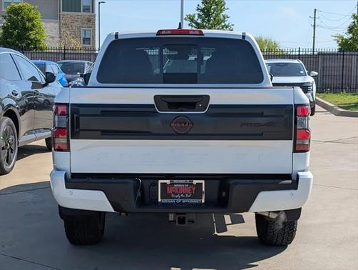 2025 Nissan Frontier PRO-4X