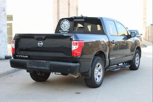 2023 Nissan Titan S