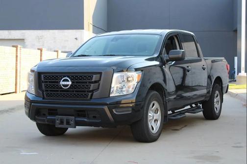 2023 Nissan Titan S