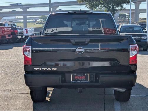 2023 Nissan Titan S