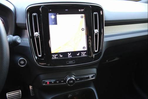 2020 Volvo XC40 T5 R-Design