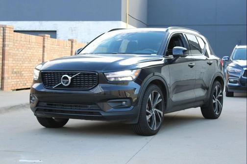 2020 Volvo XC40 T5 R-Design