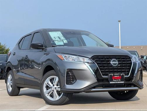 2025 Nissan Kicks S